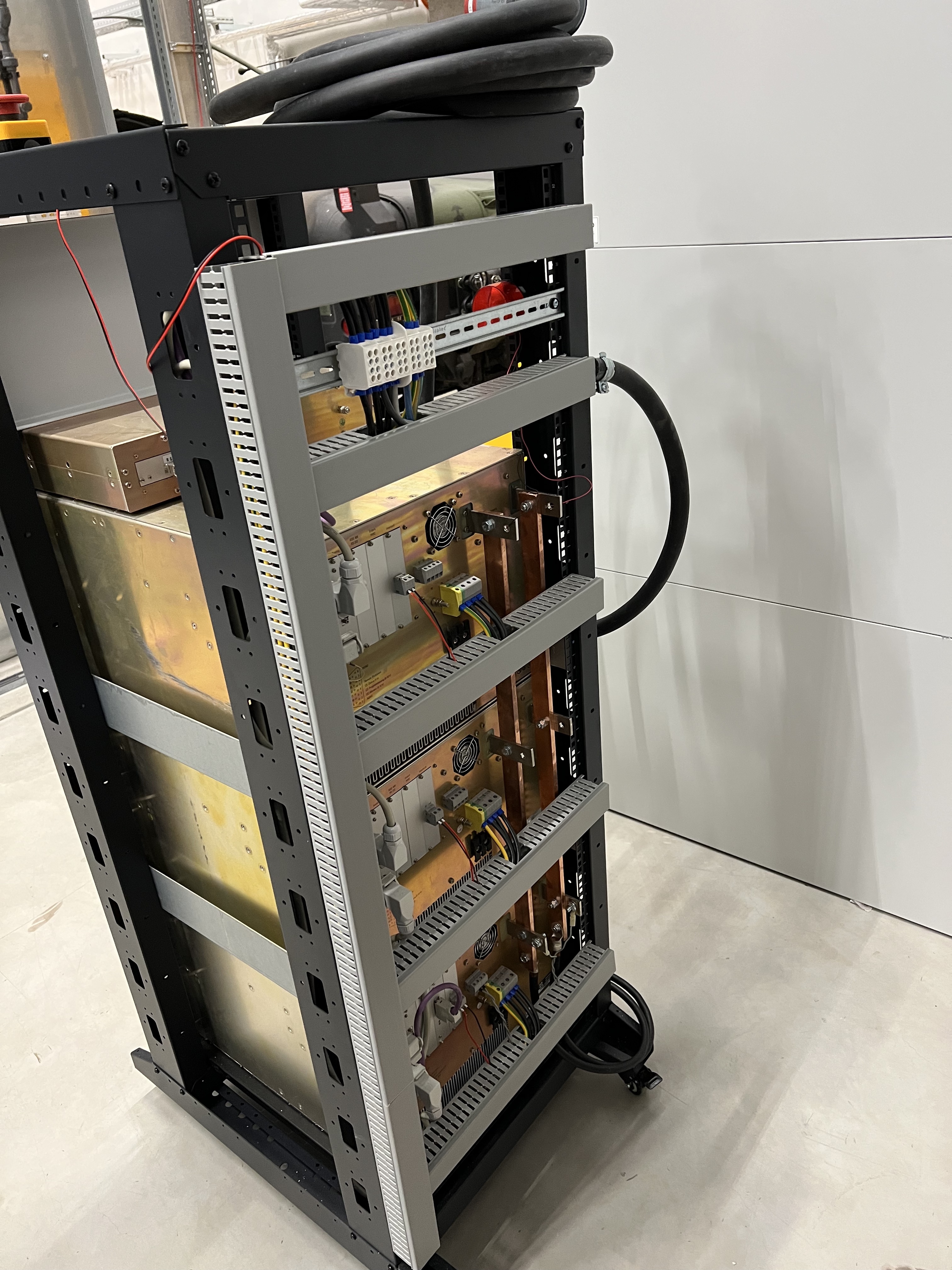 Schulz-Electronic HMA 60-350 DC-Stromversorgung – Produktansicht